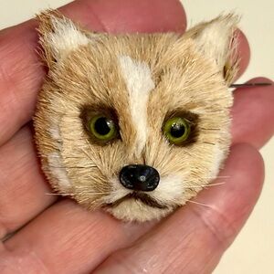 VINTAGE Cat Brooch Light Brown and White Fur